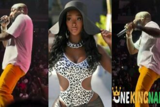 "Nobody can f*^k you like I do"- Singer Davido brags at his US concert, Many reacts (VIDEO)